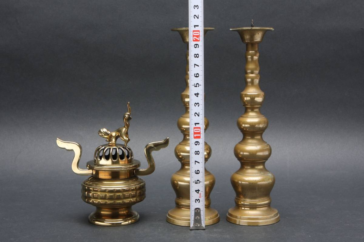 5227 香炉 燭台2個 真鍮 ■仏具・仏像・仏教美術 燭台高さ約20cm 1対 寺院_画像2
