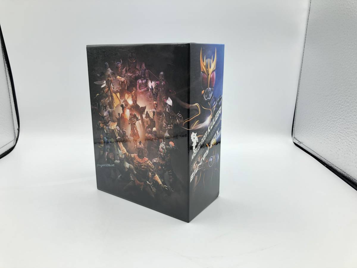 【中古・Blu-ray・boxダメージ有り】：仮面ライダークウガ　初回生産版　収納BOX付き　全3巻セット　（20231212）_画像2