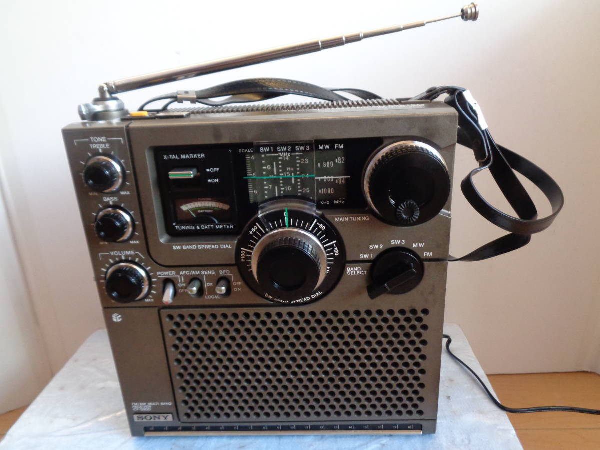 SONY　ソニーICF-5900　スカイセンサー　FM/MW/SW1/SW2/SW3 5バンドラジオ 　作動整備品_画像1