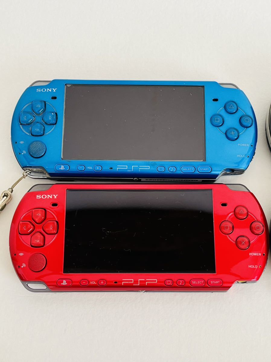 〇Y70 PSP本体 まとめて4台 ジャンク PSP1000/PSP3000 ブラック レッド ブルー _画像2
