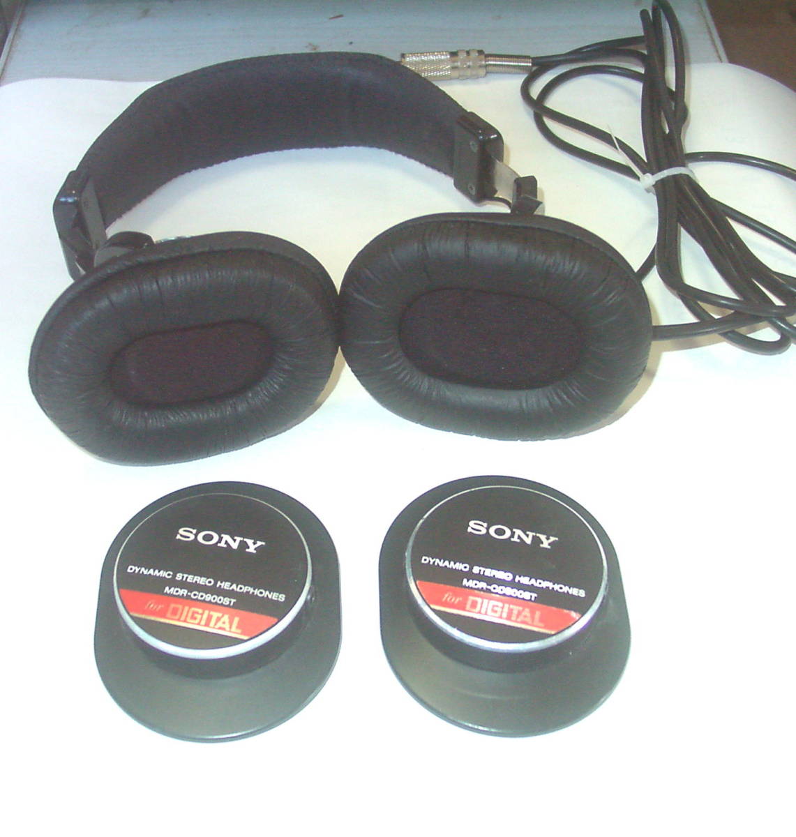 SONY　MDR-CD900ST 初期型 CD900 STの替えのケース付き　音良し！！_画像4