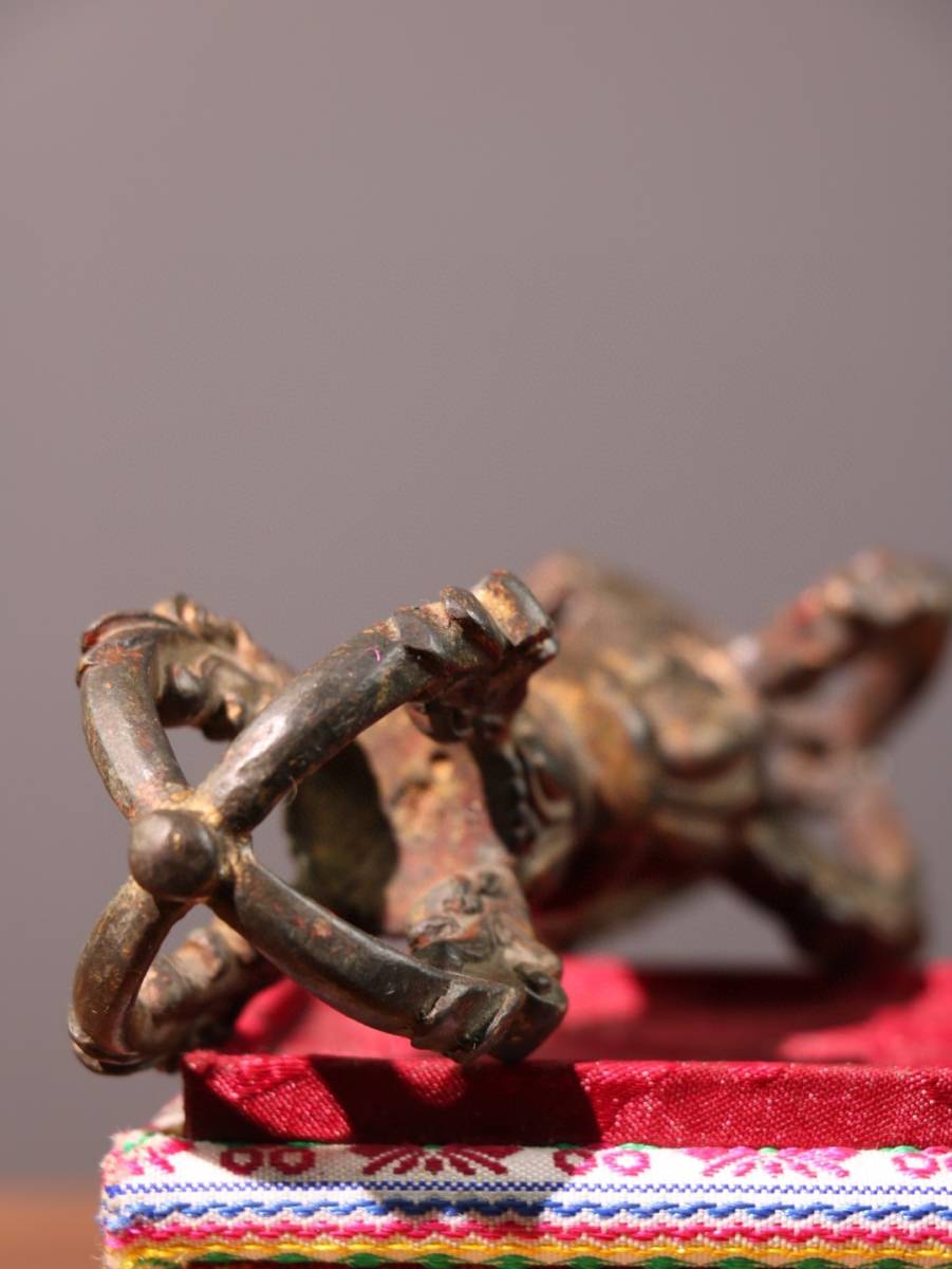 清・仏教古美術・古銅彫・泥金・龍頭金剛降魔杵』極細工 置物 古 清・仏教古美術・古銅彫・泥金・龍頭金剛降魔杵』極細工 置物 古