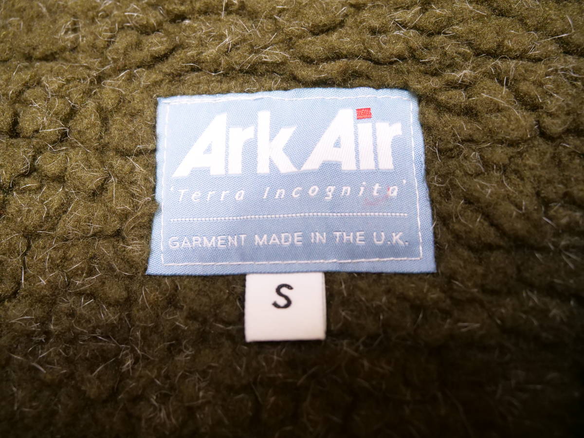 中古　ARK AIR アークエアー MAMMOTH SHIRT　サイズS　英国製　小さい穴あり。_画像3