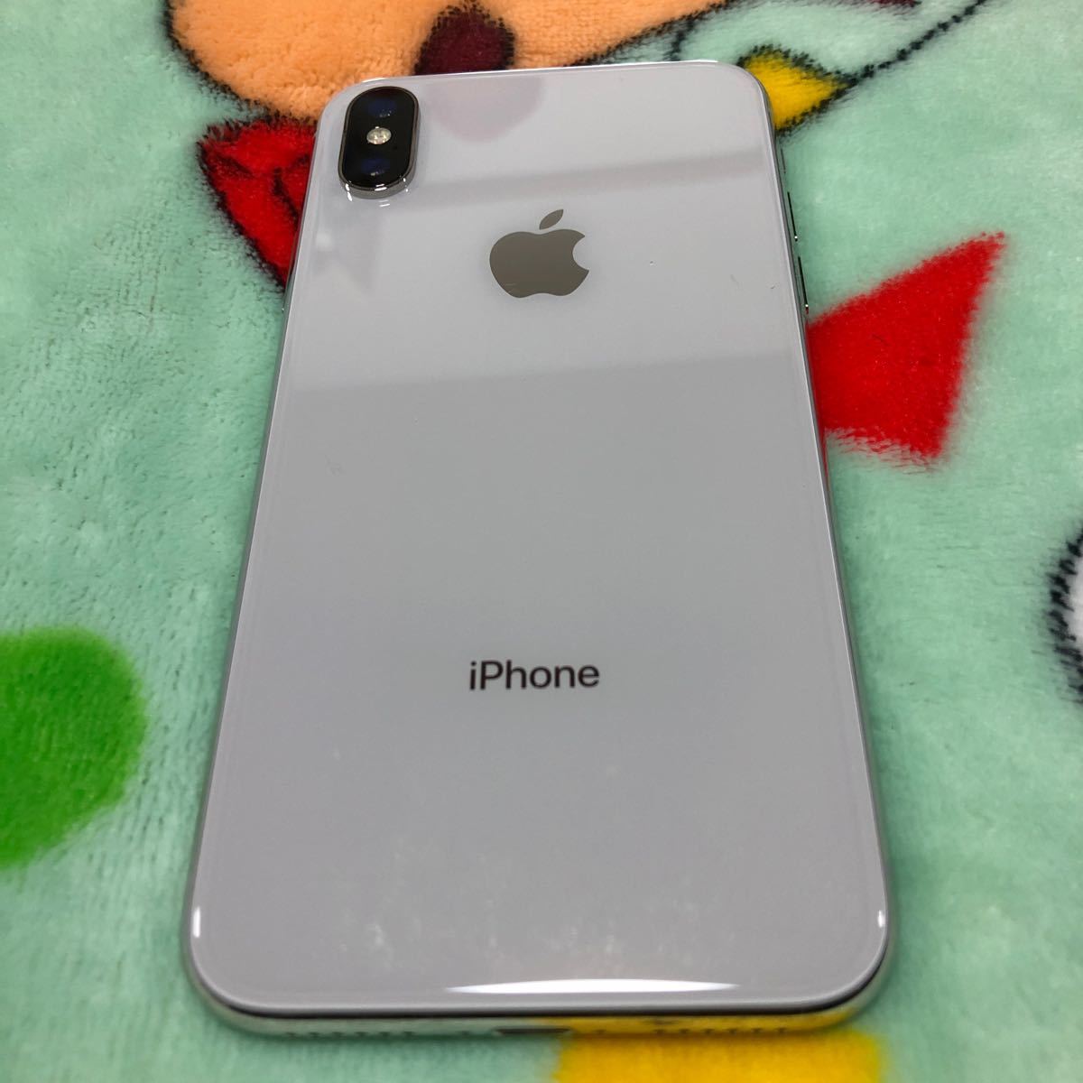 1円〜 SIMフリー iPhoneX シルバー　64GB 判定○ 送料無料 バッテリー76%_画像2