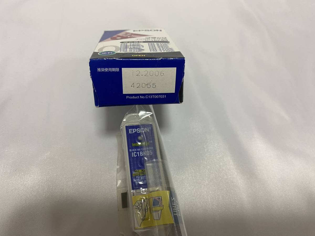 未使用 EPSON エプソン 純正 インクカートリッジ IC1BK05 IC5CL06 期限切れ 計4点セット_画像4