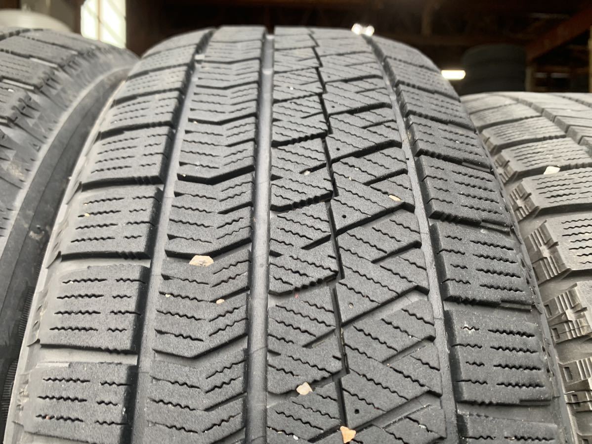 スタッドレス4本セット ブリヂストン BLIZZAK VRX2 215/60R17_画像2