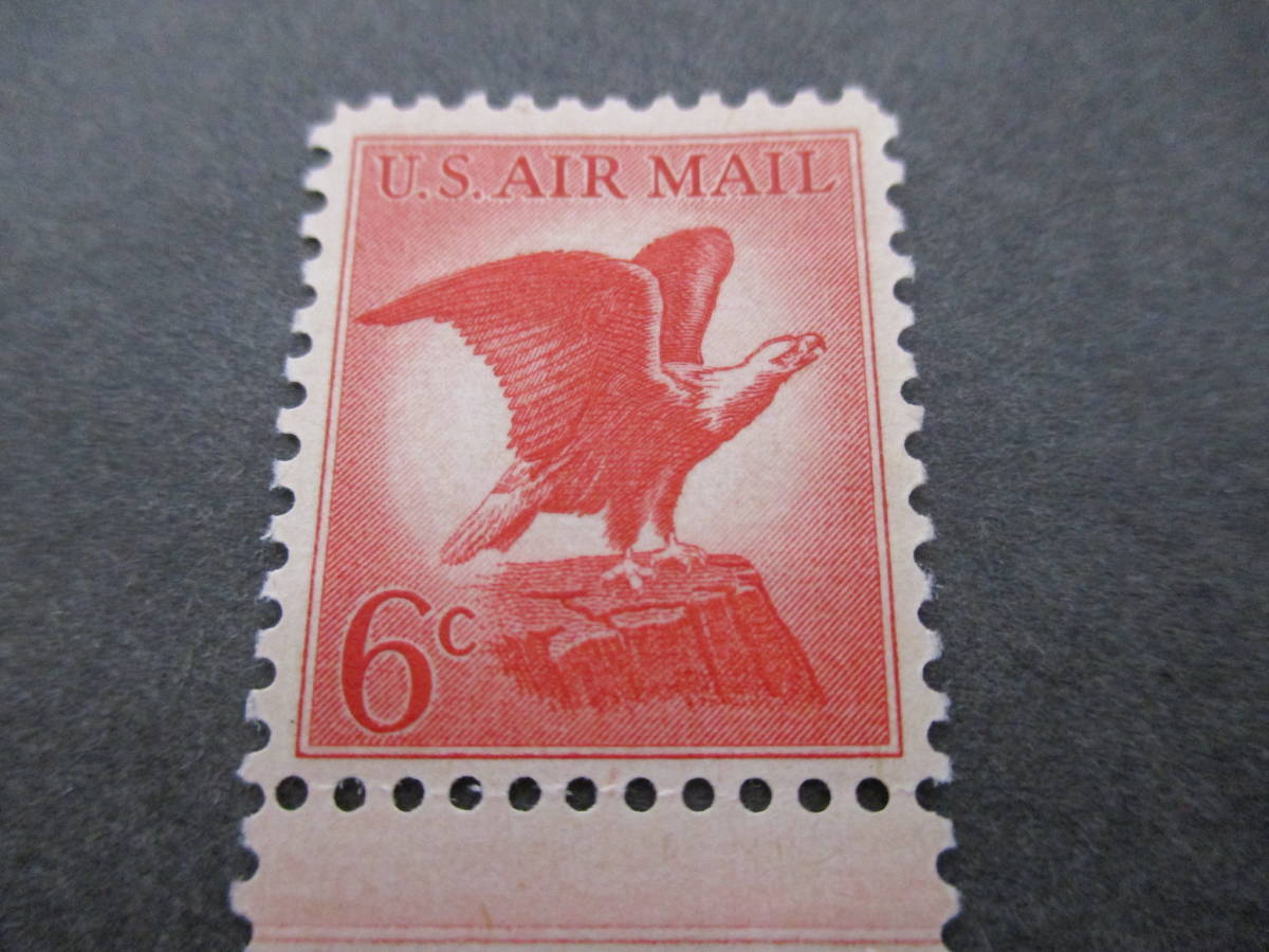 *** America 1967 year [ aviation stamp ( Haku Towa si6C ) ] single one-side unused NH glue have *** Eagle / white head wasi/ bar do Eagle 