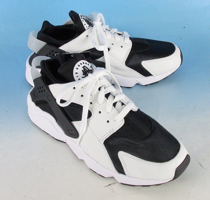 YF15344 NIKE ナイキ AIR HUARACHE OG ORCA エアハラチ OG オルカ スニーカー DD1068-001 US9/27cm 未使用_画像1