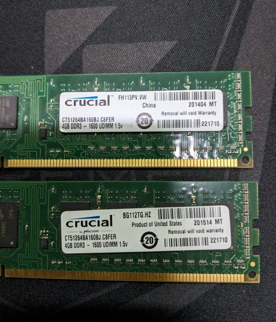 正常動作　　PCパーツ　メモリー　 CRUCIAL DDR3 PC3-12800 DDR3-1600 4G 2枚セット　合計8G 