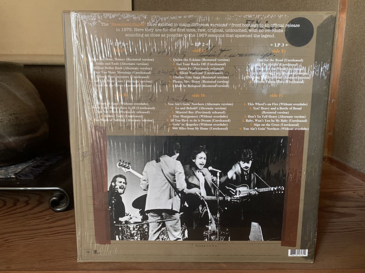 BOB DYLAN AND THE BAND / THE BASEMENT TAPES RAW＊3枚組、CD付き＊STERLING刻印＊即決アリ_画像2