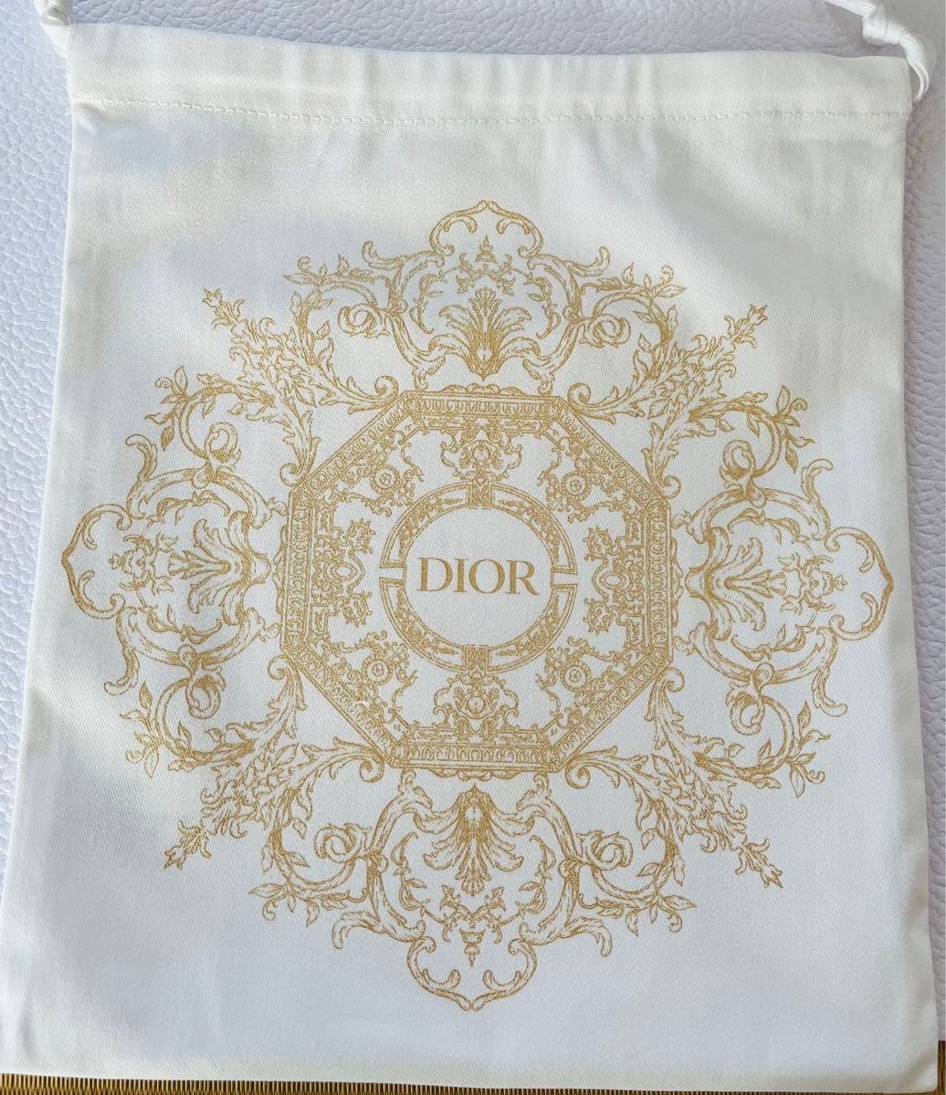 DIOR ディオール　ホリデー限定　ノート＆巾着ポーチ　クリスマスカード