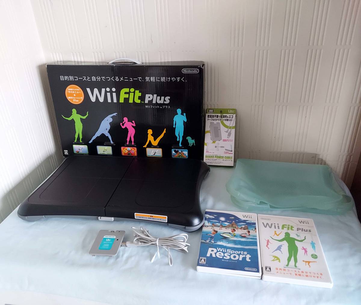 ●wii ゲーム fit plus/バランスWiiボード/Wiiスポーツリゾート/ボードパワーケーブル●_画像1
