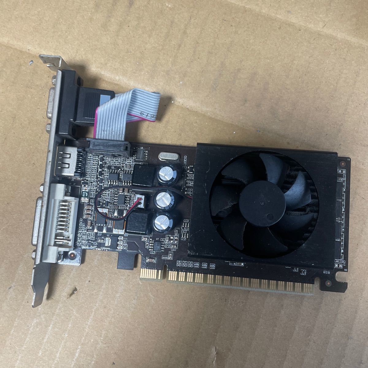 （F-12）NVIDIA GeForce GT 520 1024MB 動作品　_画像1