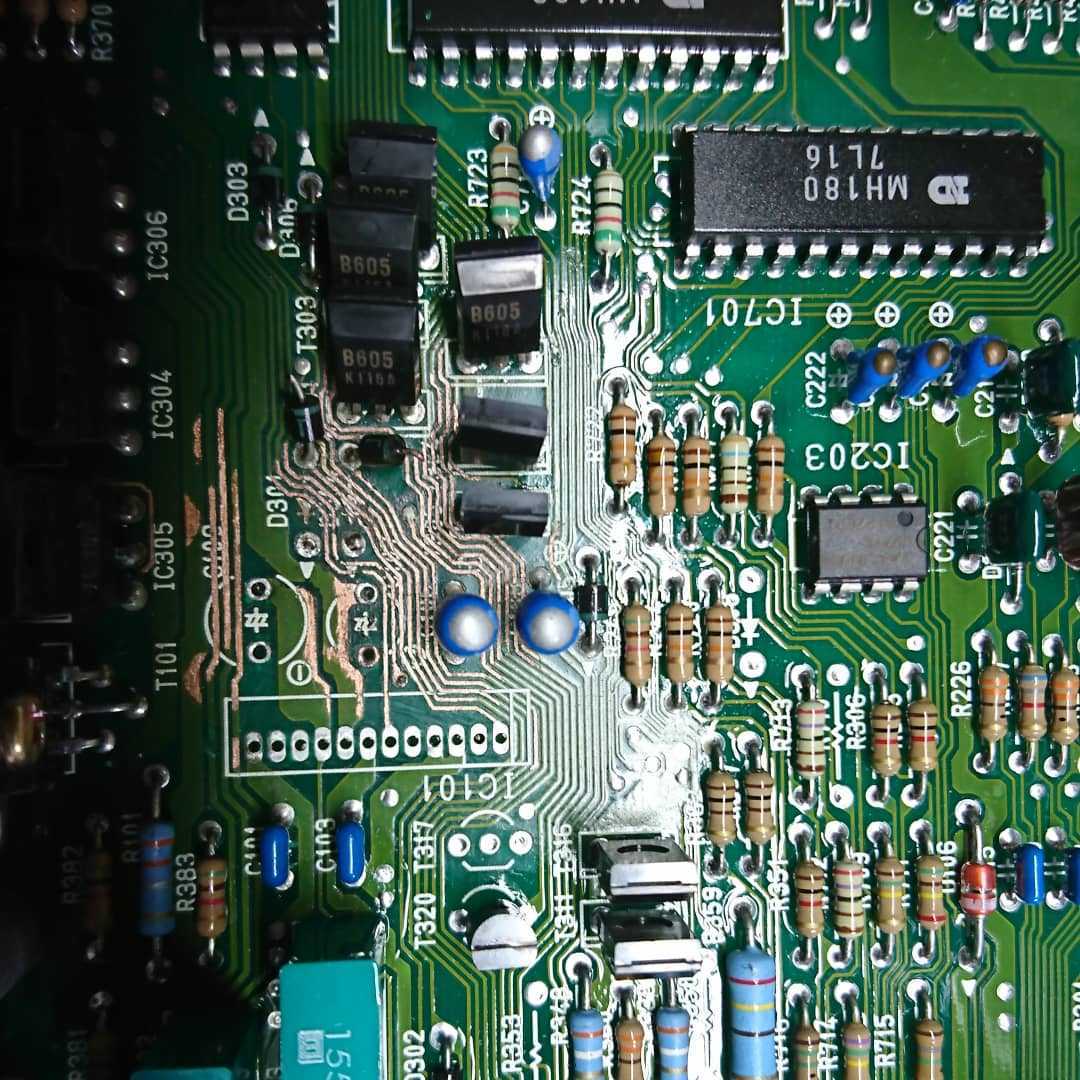 JZX81 90 100 JZA70 80 JZZ30 sw20など ECU/スロコン 電解コンデンサ交換 回路修復 補強_画像3