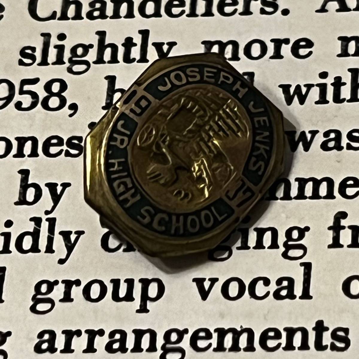  school college ring university emblem company chapter pin z40s badge /baji copper Vintage charm 50s brass antique memory pendant head order high school 37 year 