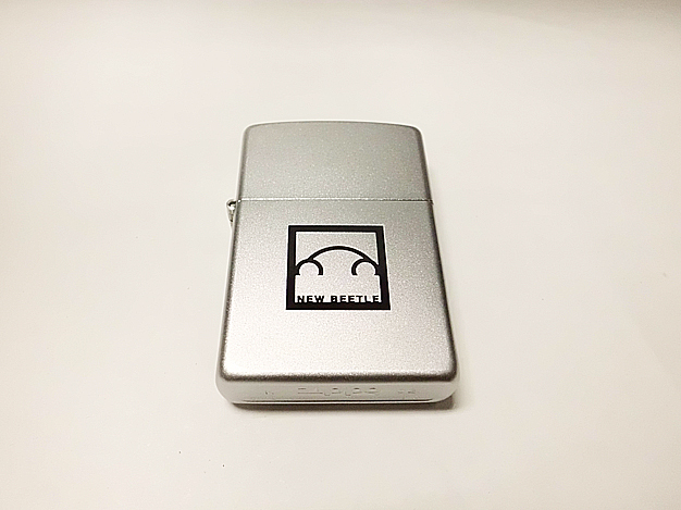 送料無料 VOLKSWAGEN NEW BEETLE ZIPPO 2002年製 未使用 ワーゲン ニュービートル