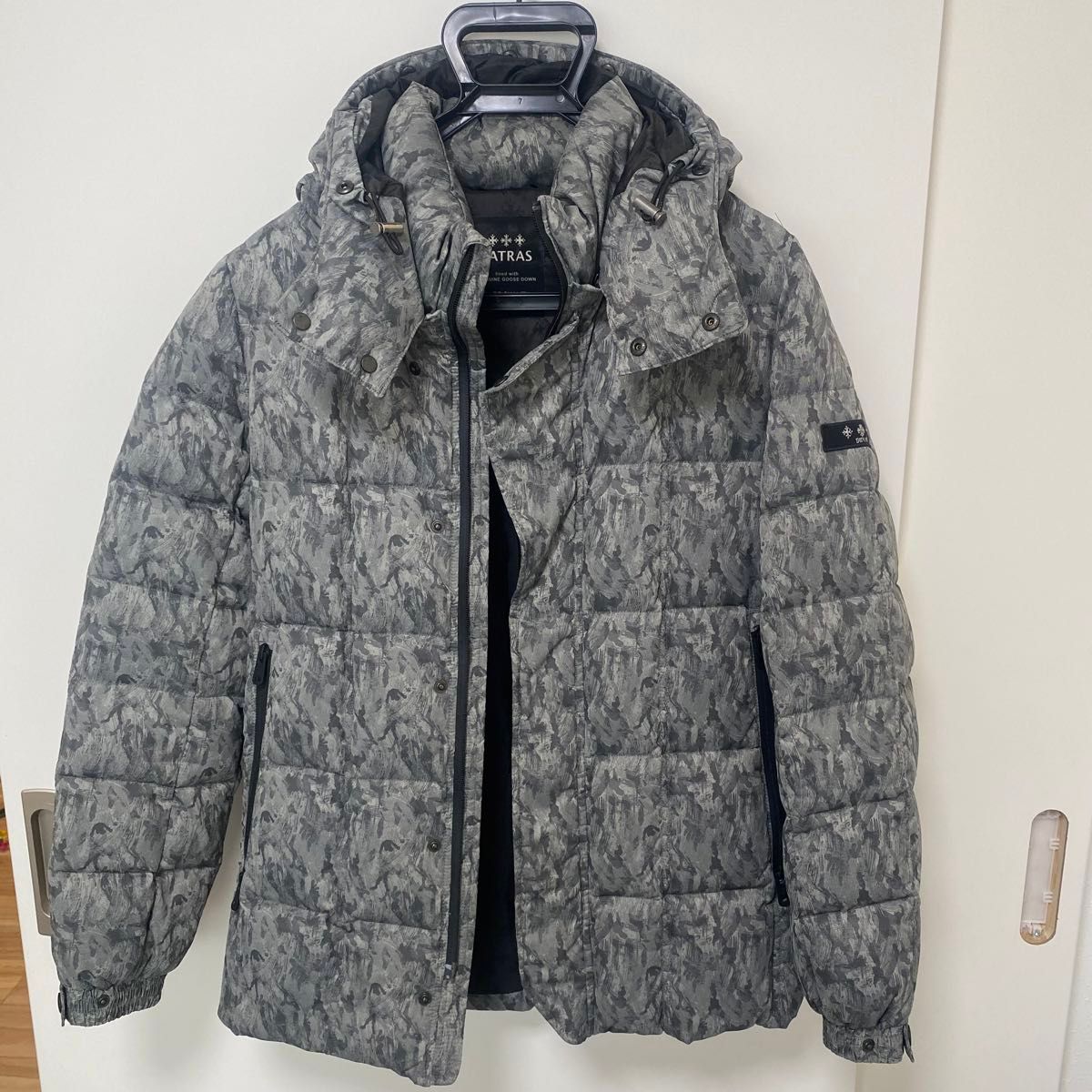 美品】TATRAS タトラス Rライン SAVIO ダウンジャケット 美品】TATRAS タトラス Rライン SAVIO ダウンジャケット