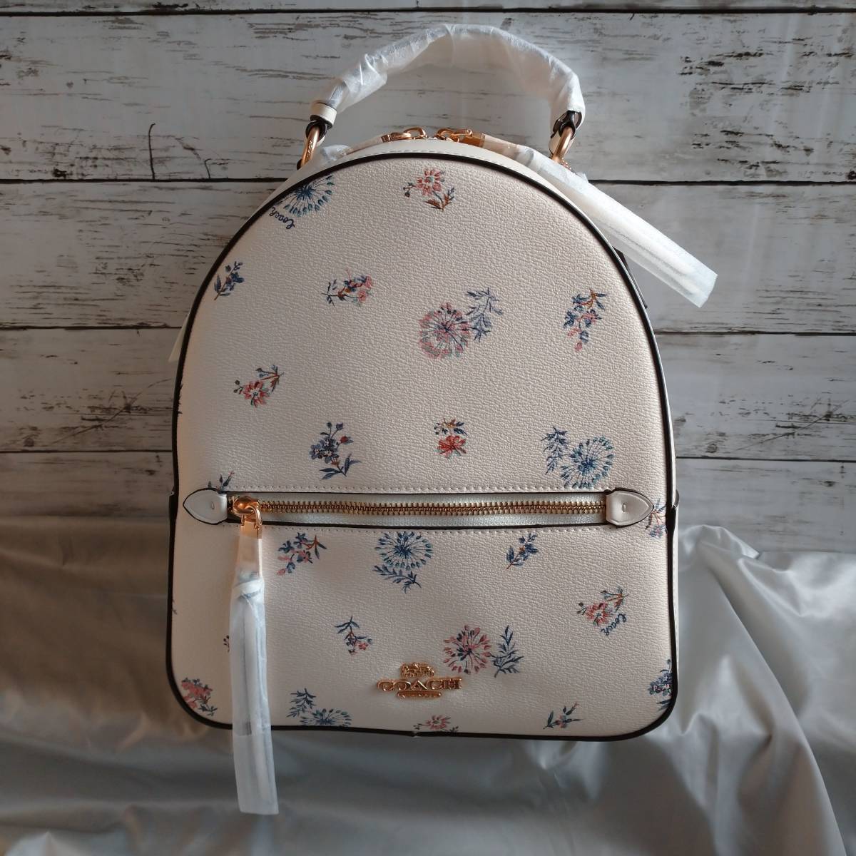 新品未使用】コーチ リュック 花柄 フラワー フローラル 新品未使用】コーチ リュック 花柄 フラワー フローラル