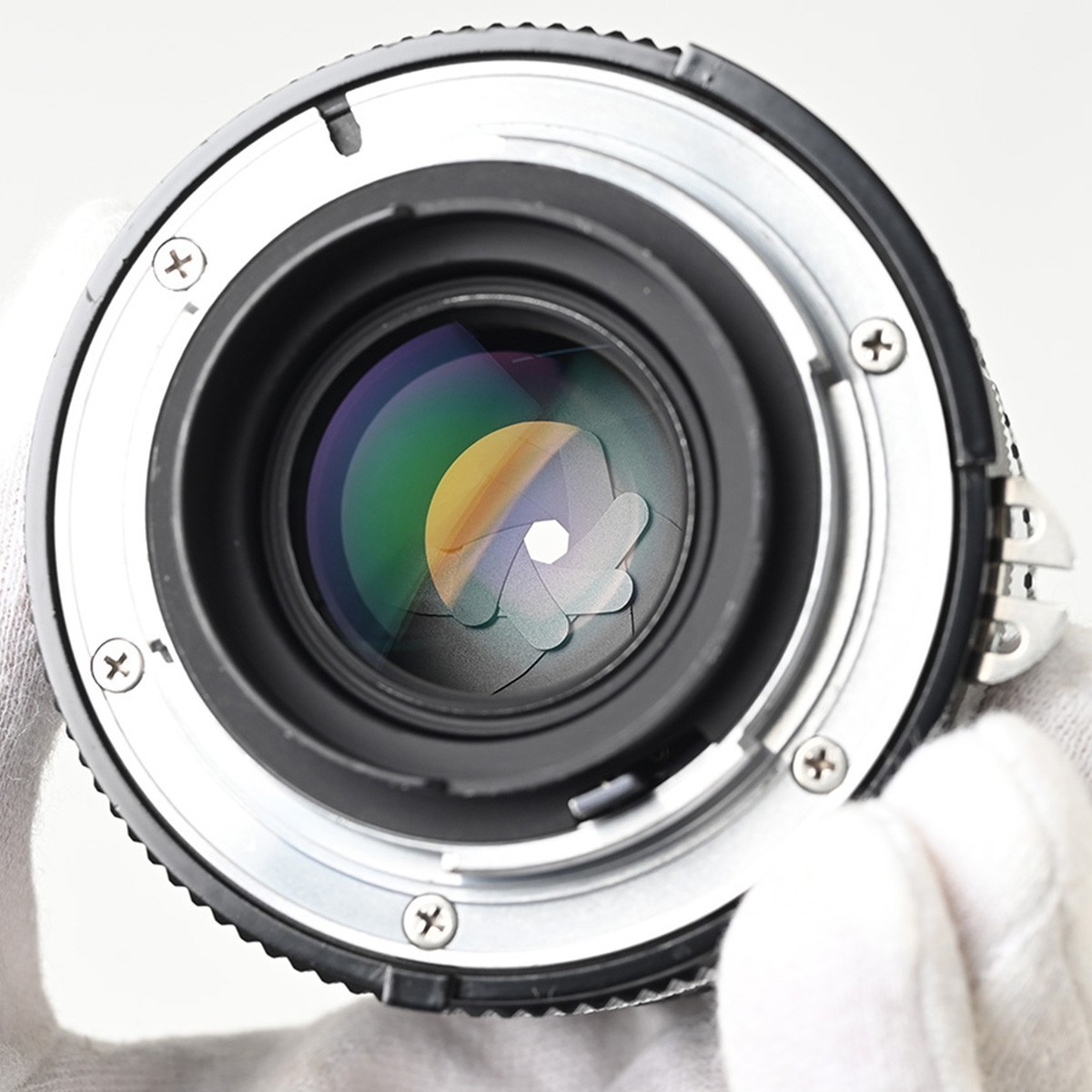 【美品】Nikon Ai Nikkor 28mm F2S レンズフィルター・レザーケース付 ニコン ニッコール 35mm判 一眼レフ ズーム_画像6