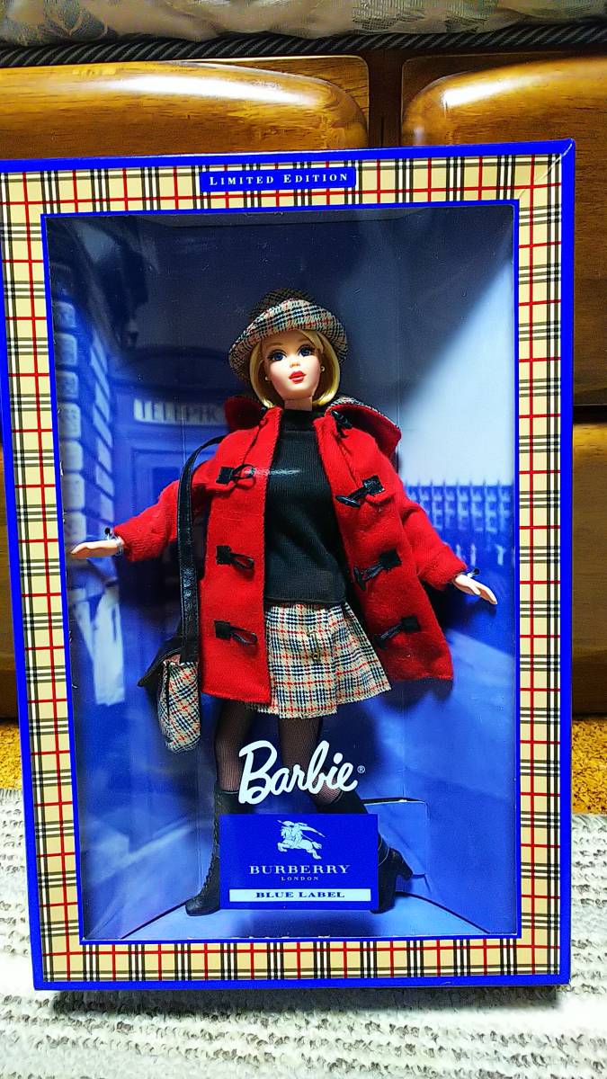 ヤフオク! - Barbie バービー人形 バーバリーブルーレーベル 新品