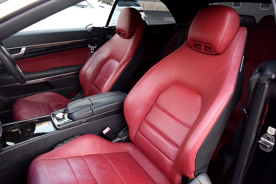 オプシディアンブラックカラー レッドトップ 正規ディーラー車 エアスカーフ メルセデスベンツ E250 AMGスポーツパッケージ カブリオレ_画像9