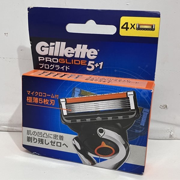 (志木)【新品】Gillette/ジレット プログライド5+1 替刃4個入り 剃刀 ボディケア_画像2