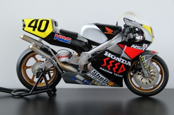 ★1/12 HONDA NSR500 Team SEED Racing S.ITOH 1989年塗装完成品（ハセガワ製）_画像4