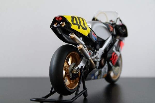 ★1/12 HONDA NSR500 Team SEED Racing S.ITOH 1989年塗装完成品（ハセガワ製）_画像7