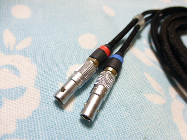 ULTRASONE Edition 15 Jubilee 25 6N純銀撚り線 + 銀メッキOFC ULTRASONE Edition 15 Jubilee 25 6N純銀撚り線 + 銀メッキOFC