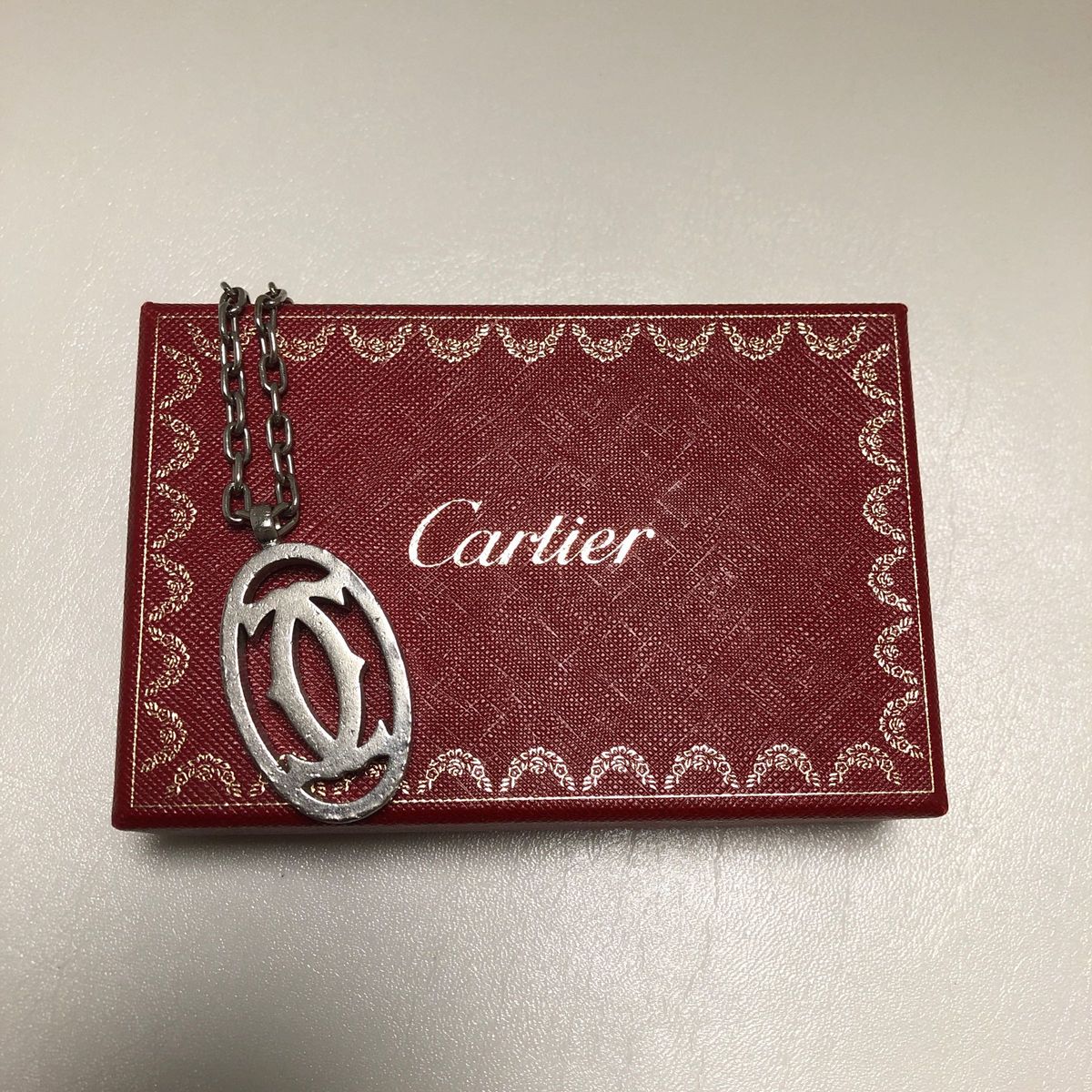Cartier 2Cロゴ バッグチャーム