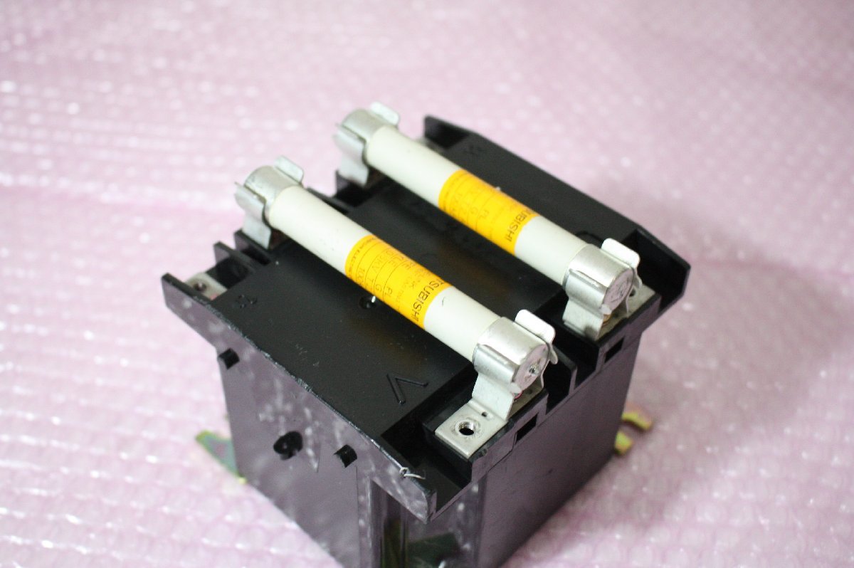 Yahoo!オークション - F4793【現状品】計器用変圧器(230V110V Yahoo!オークション - F4793【現状品】計器用変圧器(230V110V