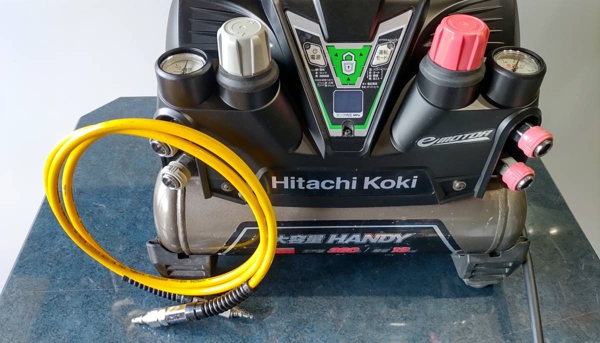 整備部品交換済み)充填4分30秒HIKOKI高圧コンプレッサー 整備部品交換済み)充填4分30秒HIKOKI高圧コンプレッサー