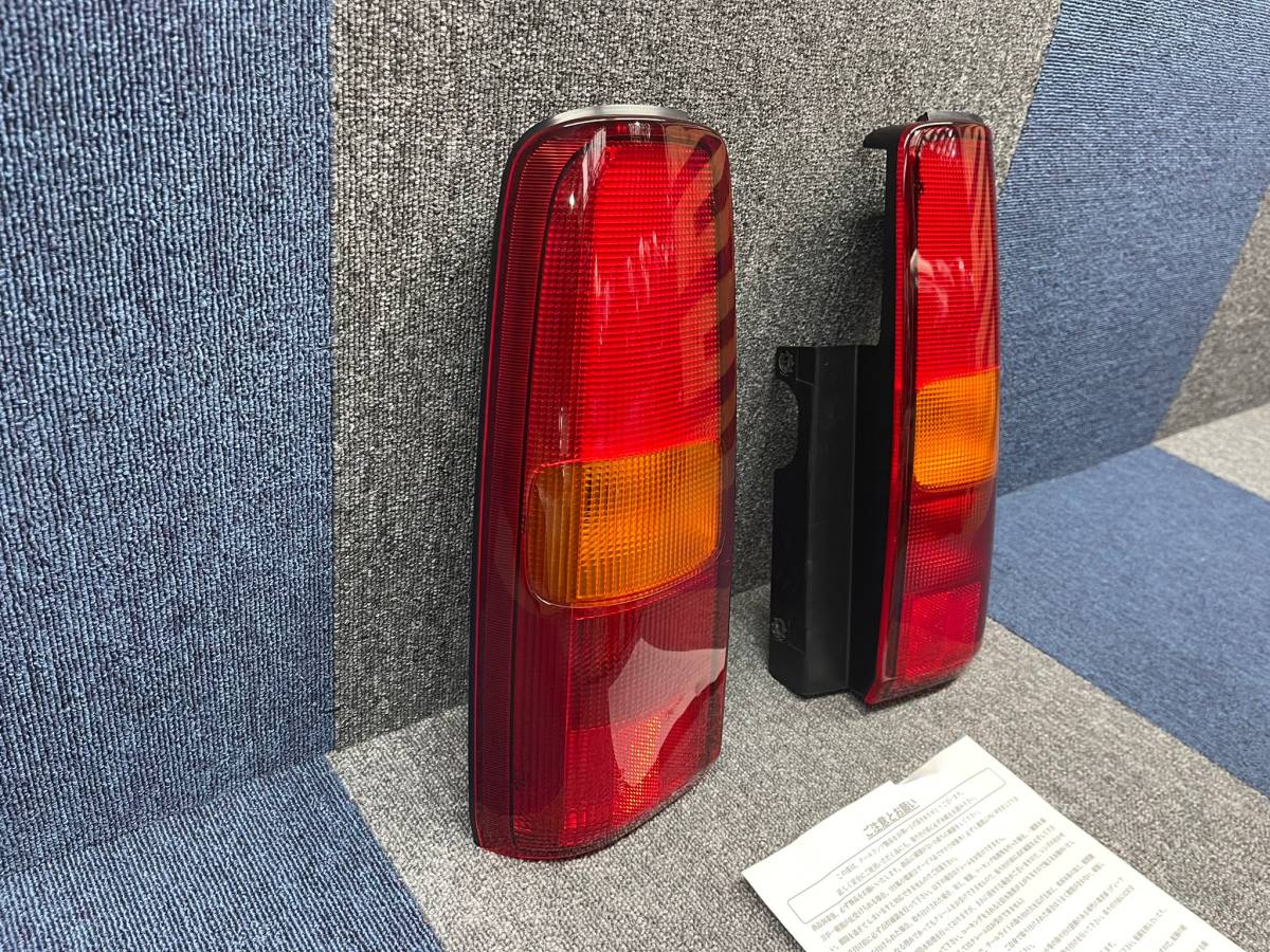 #288 Suzuki Jimny Sierra JB23W tail light KOITO 220-32081 TOKAIDENSO 36250-70B0