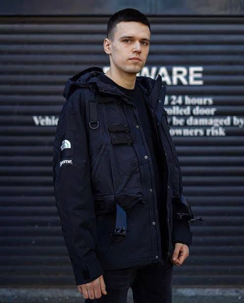 新品 Supreme THE NORTH FACE RTG Jacket Vest S size 新品 Supreme THE NORTH FACE RTG Jacket Vest S size