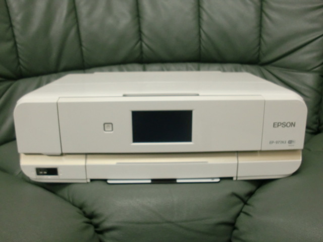 ☆美品☆　EPSON カラリオ EP-977A3 A3インクジェットプリンター 新品純正６色インクセットなど豪華おまけ付♪_画像1