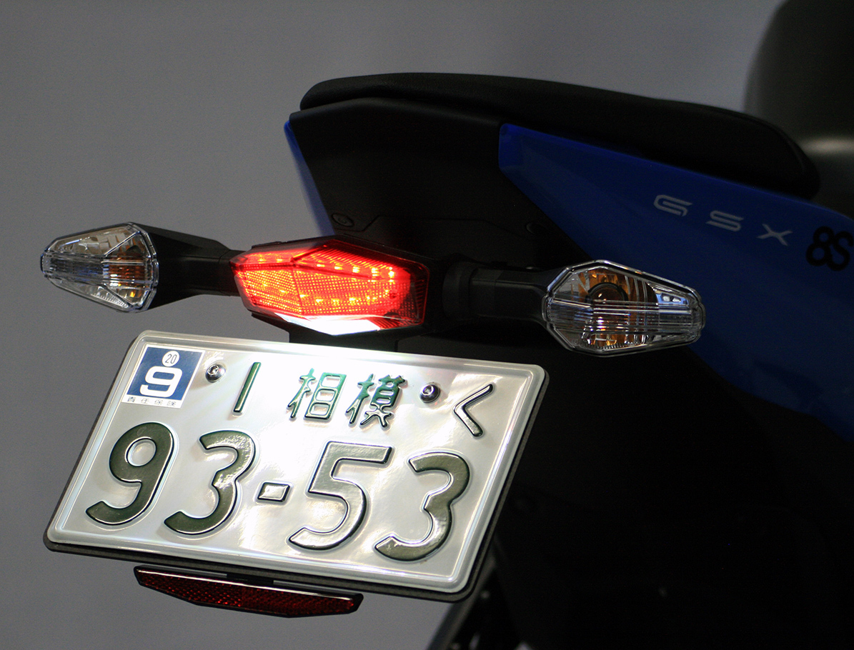 新商品 GSX-8S/GSX-8R LEDテールランプ フェンダーレス 車検対応_画像4