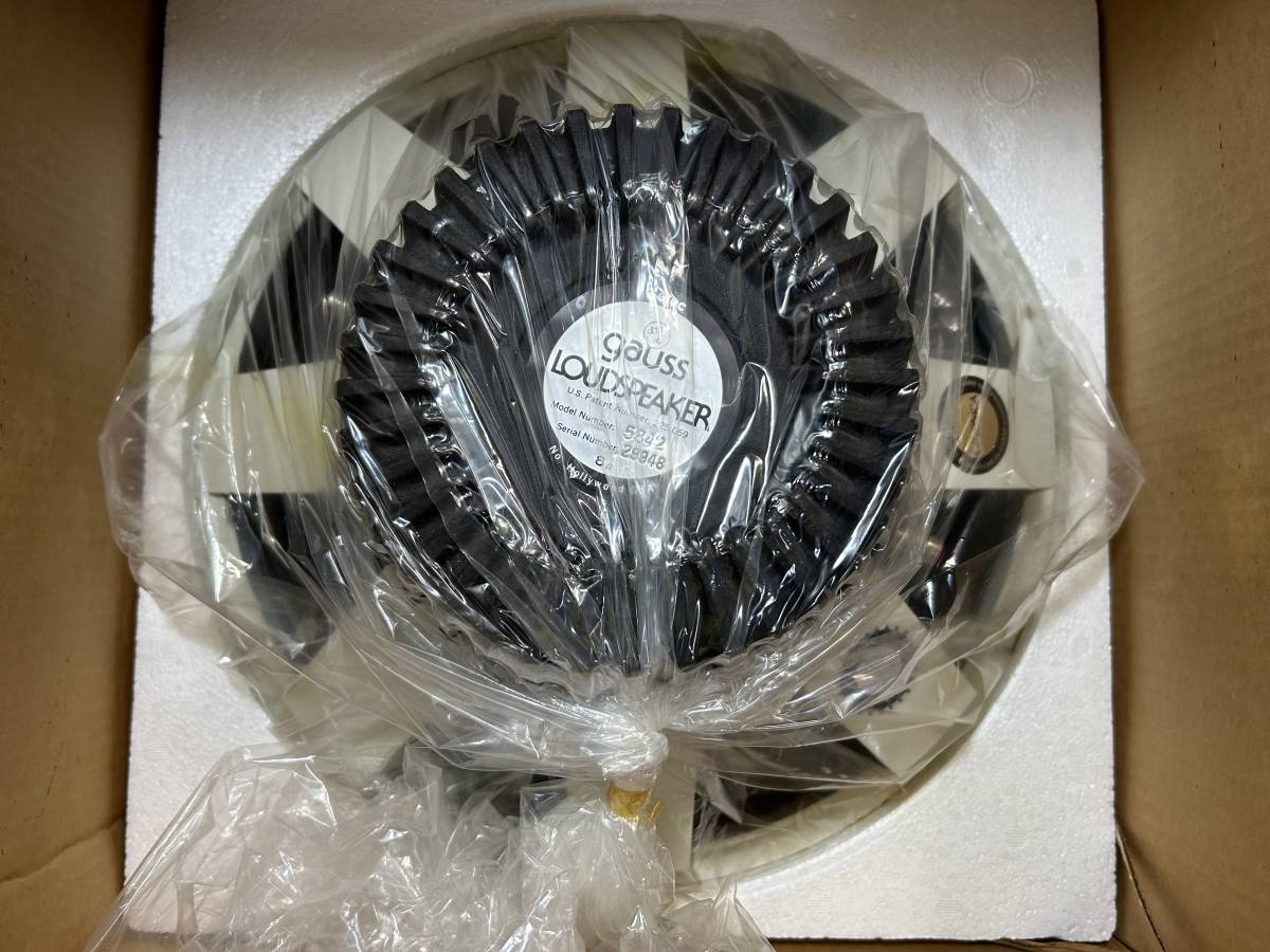 GAUSS 5842 口径 :38cm(15inch) アル二コ 未使用品 1ペア GAUSS 5842 口径 :38cm(15inch) アル二コ 未使用品 1ペア