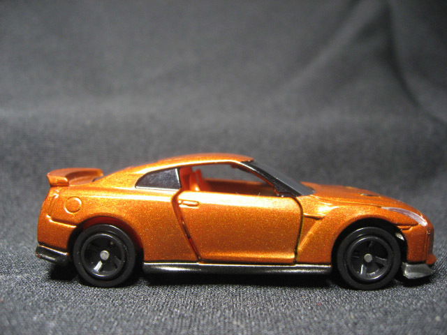 ■TOMICA NISSAN GT-R 送料:定形外220円_画像3