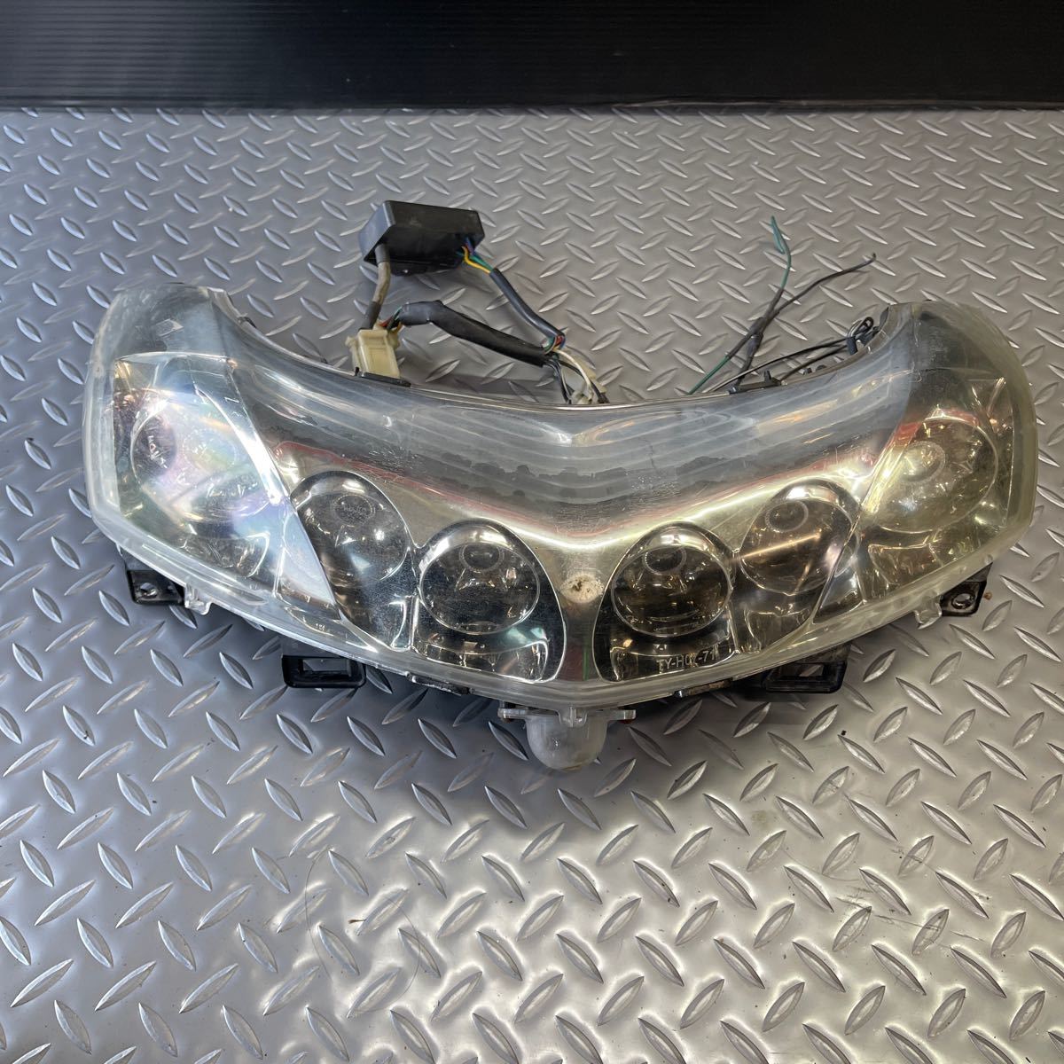 新品未使用】マジェスティ4D9用 KIJIMA LEDテールランプ 廃盤品 新品未使用】マジェスティ4D9用 KIJIMA LEDテールランプ 廃盤品