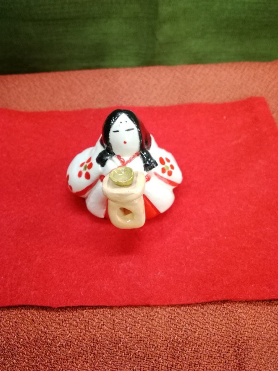 g_t P829 陶器製 ひな飾り 手作り三人官女 人形 中古 _画像3