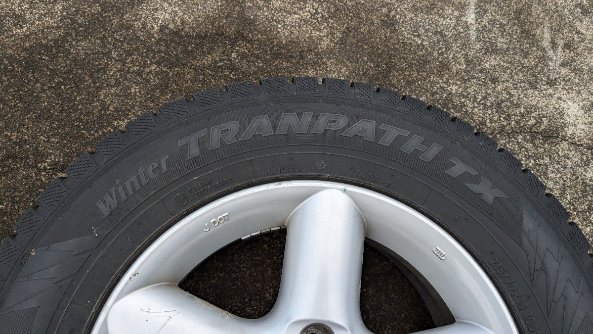 TOYO TRANPATH TX 215/70r16 2022年製 スタッドレス4本セット　日産純正ホイール付