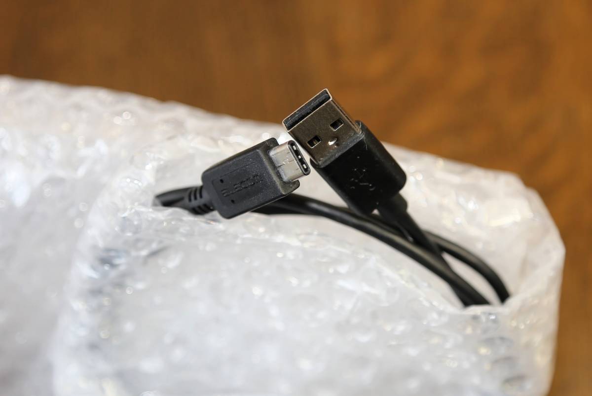 【中古品】ELECOM製　USBA to USB_C ケーブル　1.0ｍ（コネクタ含む全長103.5㎝）