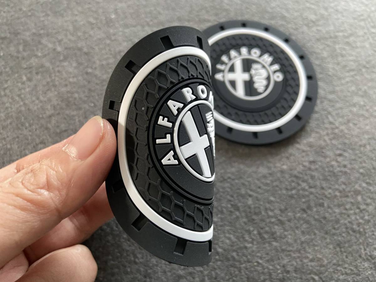 アルファロメオ ALFA ROMEO ドリンクホルダー　コースター　2個セット　直径70ｍｍ　 自動車 シリコーン製　カップパッド 車の装飾 16番_画像4