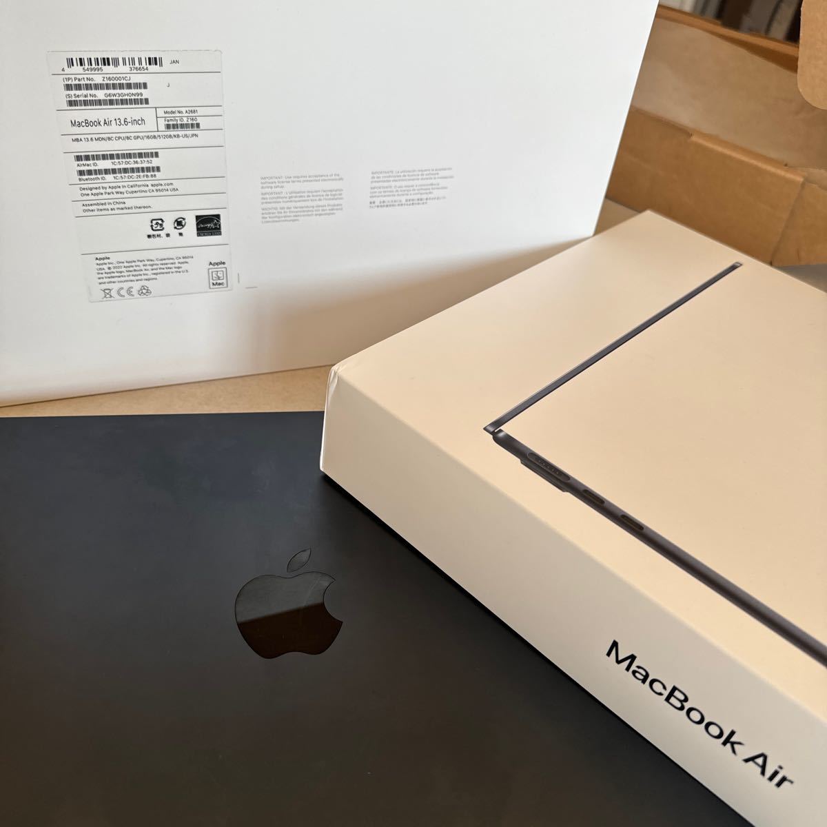 【美品】MacBook Air 2022 16GB 512GB USキーボード 充放電回数75回（本体、箱、ケーブル、アダプタ）_画像6