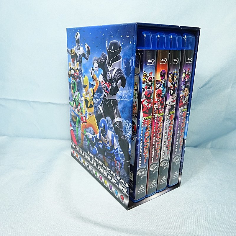 ◆ 宇宙戦隊キュウレンジャー Blu-ray COLLECTION 全4巻セット ◆Blu-ray BOX・初回限定/全巻収納BOX付き◆