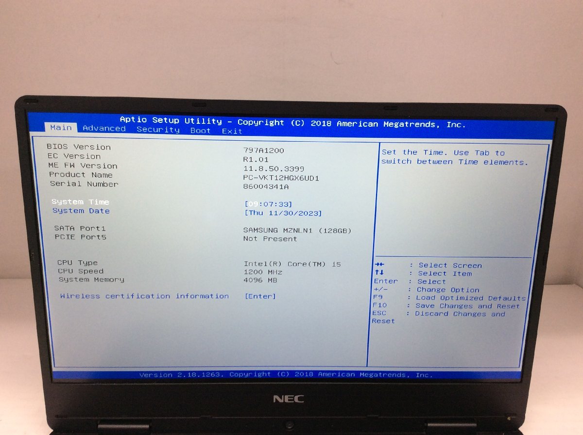 ジャンク/ NEC PC-VKT12HGX6UD1 Intel Core i5-7Y54 メモリ4.1GB SSD128.03GB 【G16607】_写真では見にくいムラが液晶に多数あります