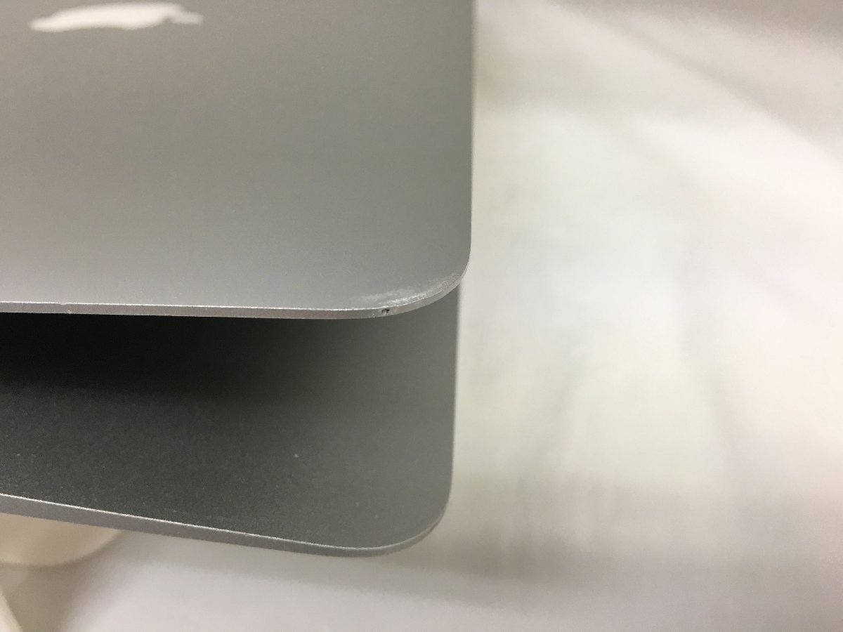 △1円スタート/Apple MacBook Air 11-inch Mid 2013 A1465 EMC2631/Core i7 1.7GHz/128GB/8GB/11.6インチ/Mac OS Big Sur/USキー/AC欠品_天板に変形、側面にキズがあります