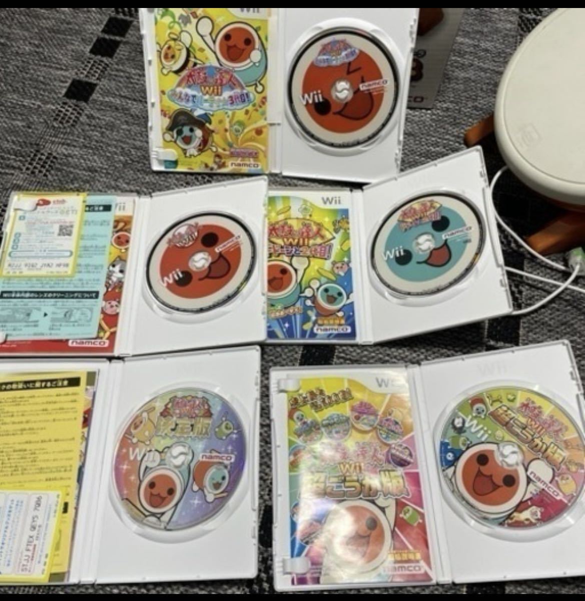任天堂 Wii Nintendo 本体ソフト太鼓の達人5本太鼓とバチ他ソフト3本スマブラ等色々大量セット　ジャンク_画像9