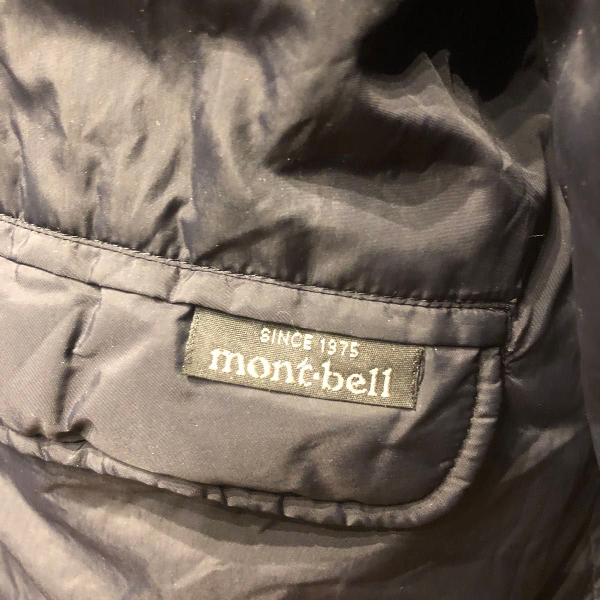 mont-bell M リバーシブル ダウンコート　黒　ブラック　着丈90cm 袖丈58cm 肩幅44cm クリーニング済み