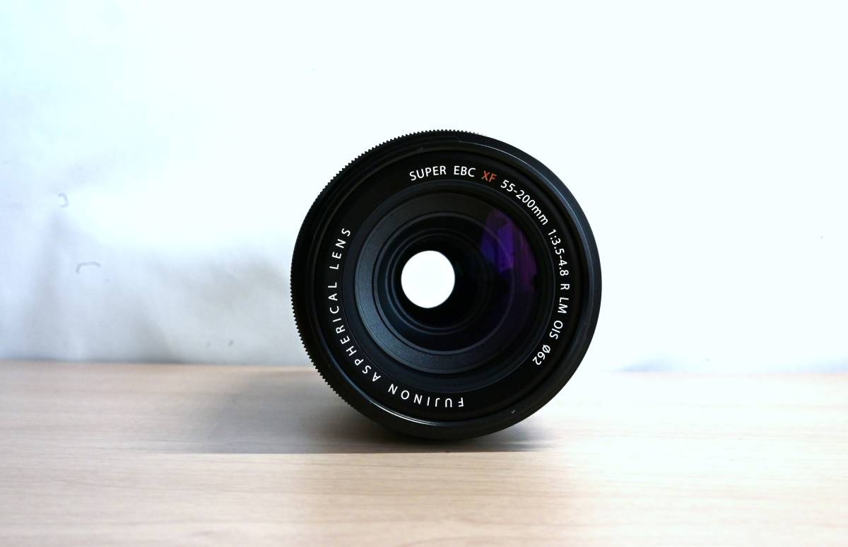 ☆美品　FUJIFILM フジフィルム XF55-200mm F3.5-4.8 R LM OIS 純正フード・フィルター付き_画像7